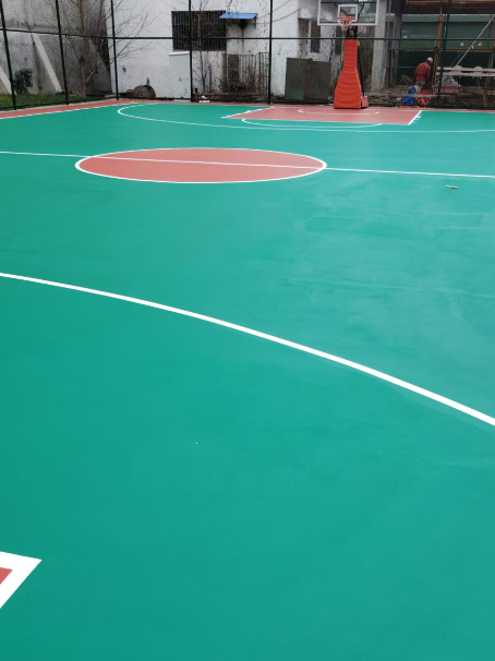 景县 球场长期使用易出现地面开裂